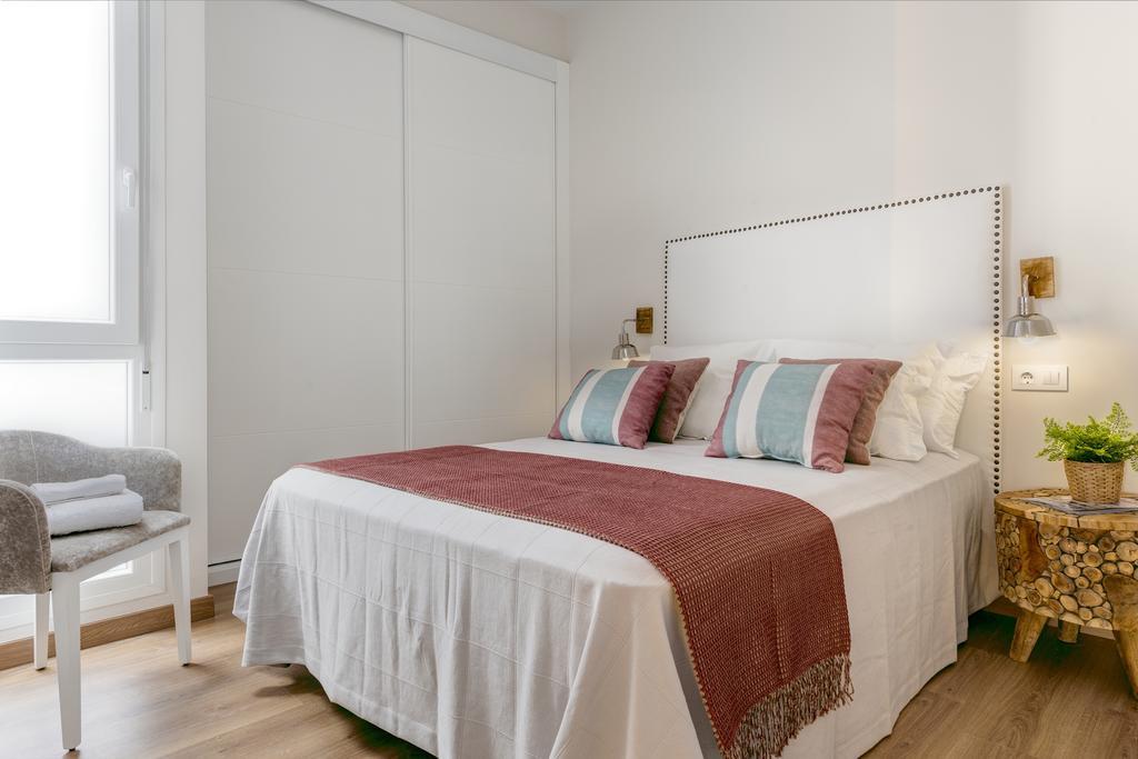 Genteel Home Conde De Ibarra III Севілья Екстер'єр фото